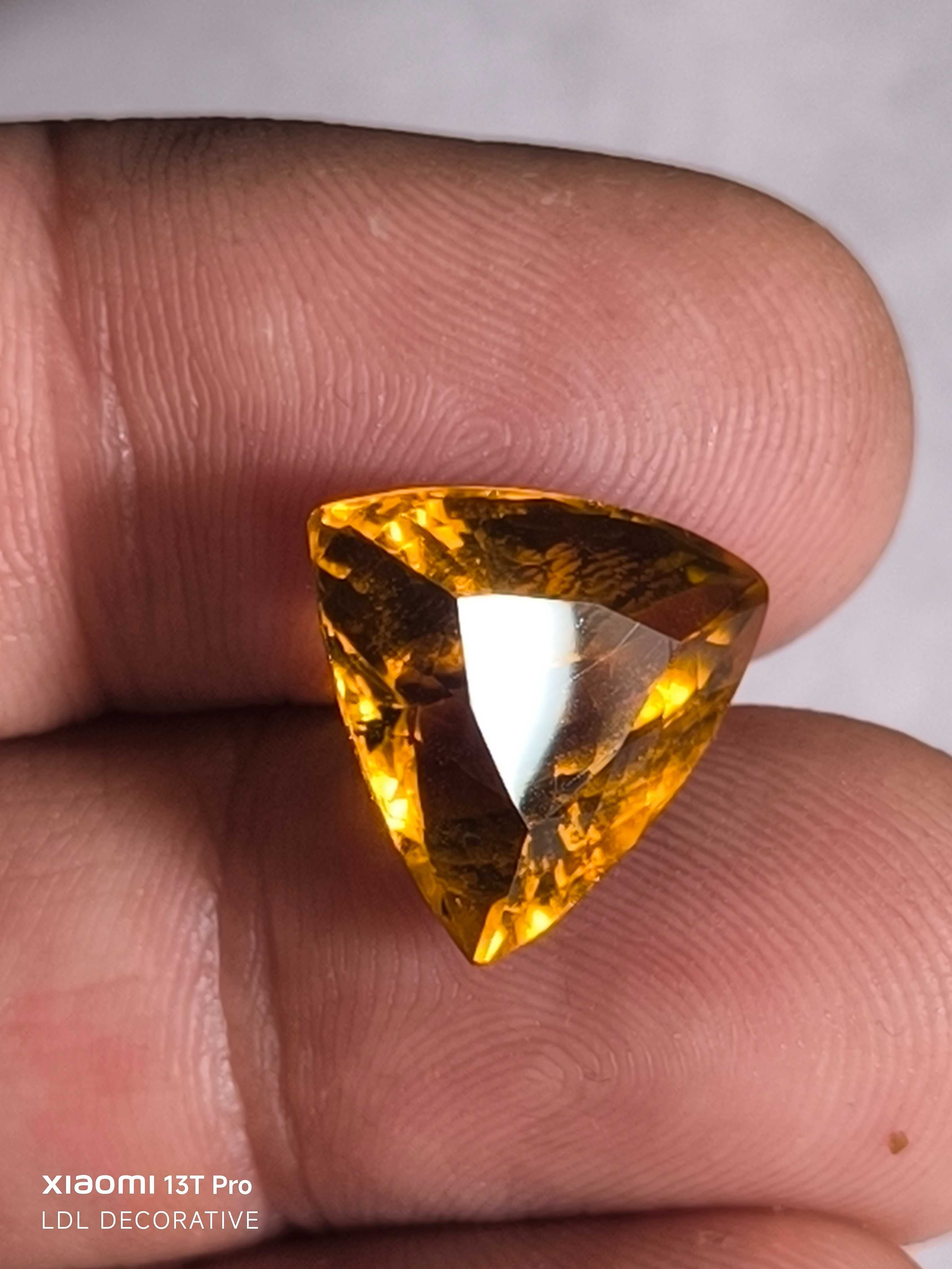 Цитрин- 11.25 ct