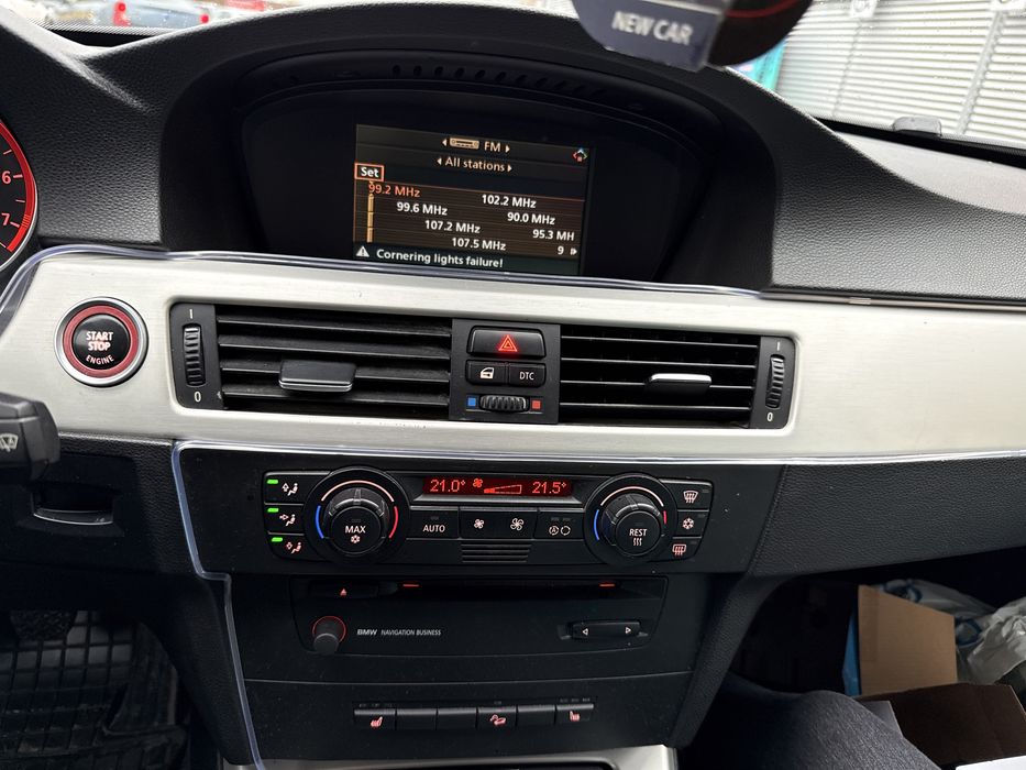 Seria 3 E90 325xi 2006 4x4 218cp