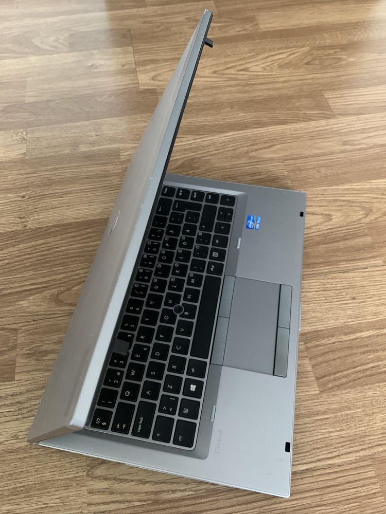 Laptop Hp EliteBook intel core i5,Wind 10,4gb ram ddr3,320gb memorie