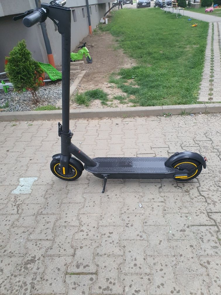 Trotineta electrica MagicBoard G30, autonomie 55-60km, baterie 15ah