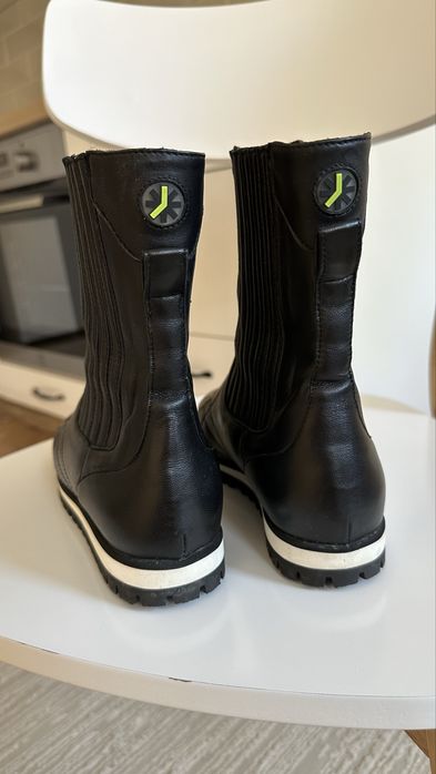 Продам сапоги демисезон Италия