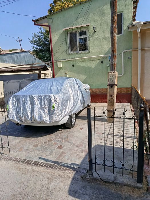 Дом из 5 комнат 2.37 соток, топовая локация.