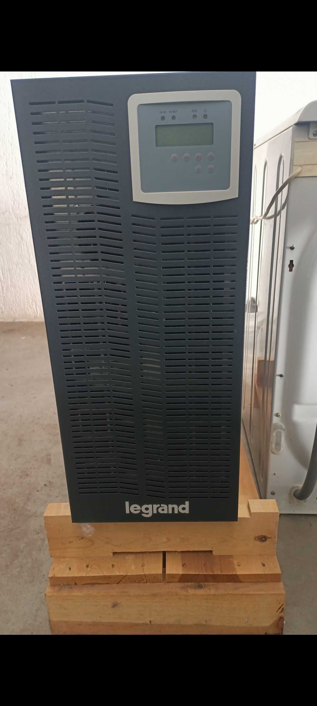 UPS Legrand KEOR S 3KVA, 2.4KW – Stare excelentă!