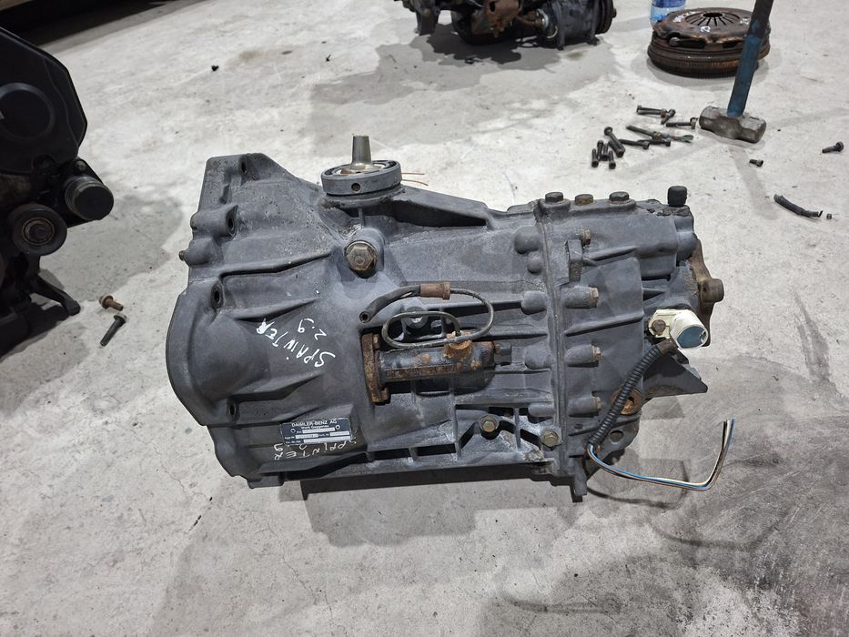 Cutie viteze Mercedes Sprinter 2.9