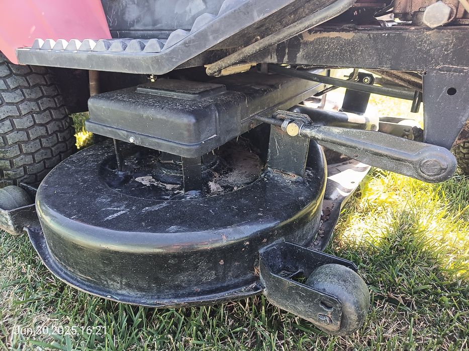 Tractors gazon impecabil