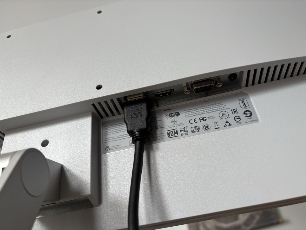 Монитор  , модел Lenovo
