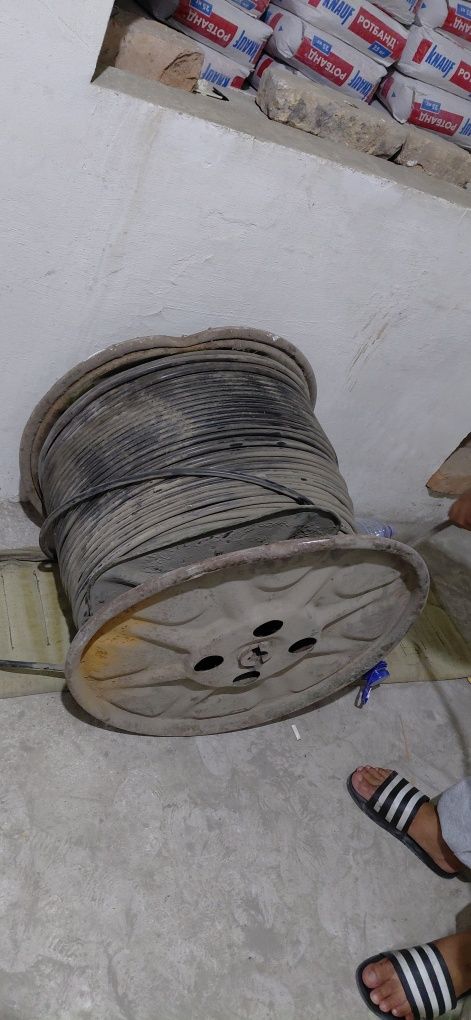 Kabel sotiladi Voyenniy
