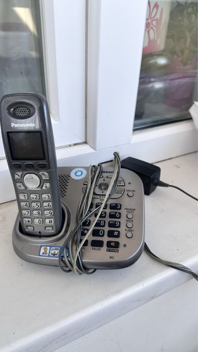 Телефон Panasonic