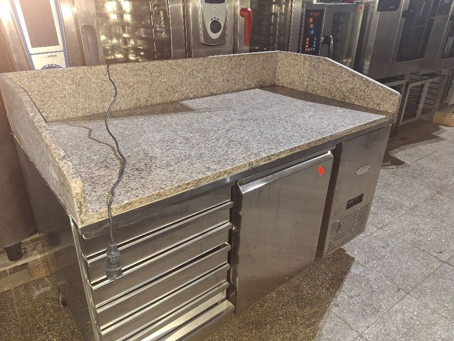 Хладилна маса за пица 60/40 тава