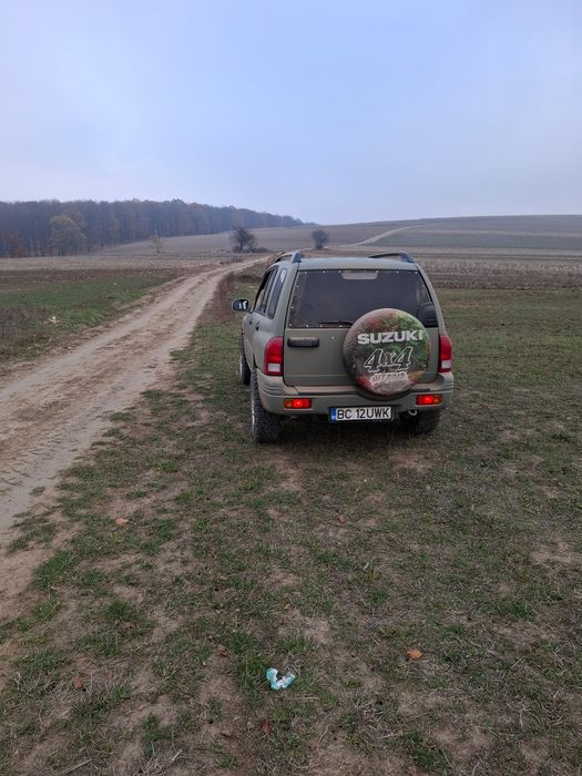 Suzuki Grand Vitara, Motor 2.5, an 2000, 4x4, înmatriculat.