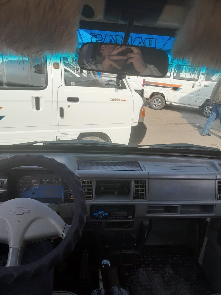 3200$dolr kelishamiz
