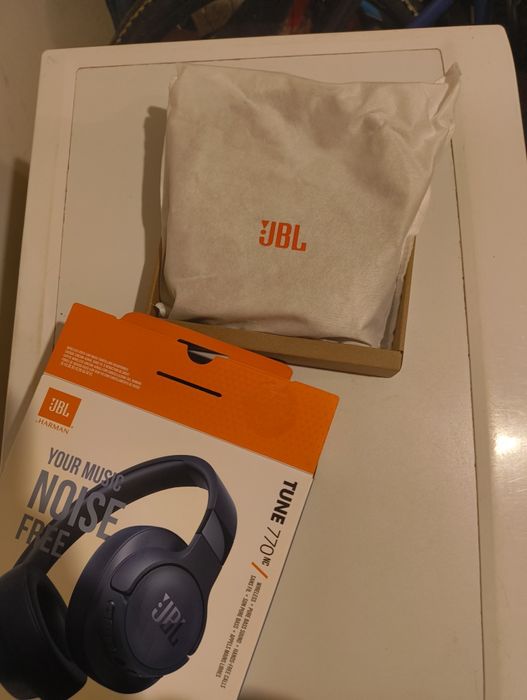 Безжични слушалки с микрофон JBL - Tune 770NC