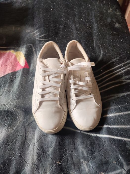 Продам кроссовки мужские р.41 или унисекс