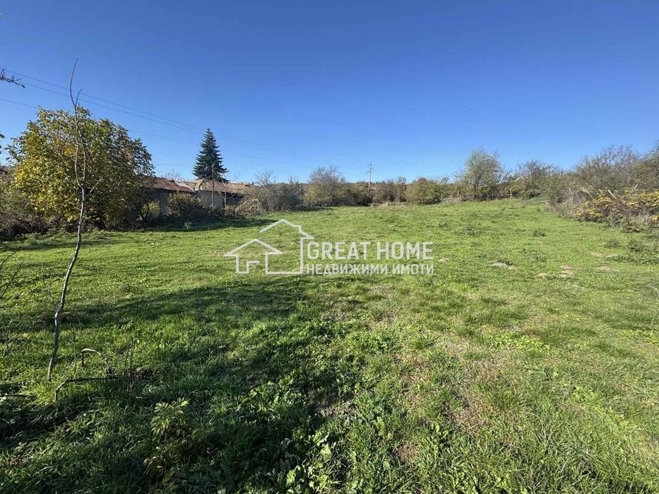 Парцел в - площ 945кв.м