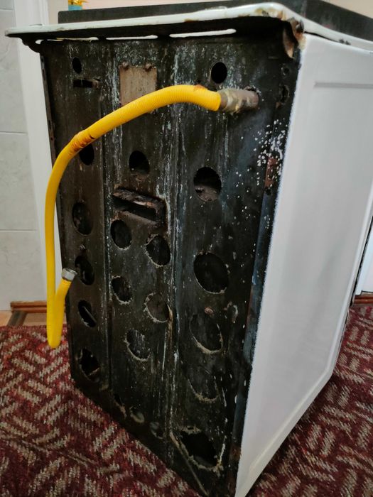 Газовая плита с духовкой 4 конфорки