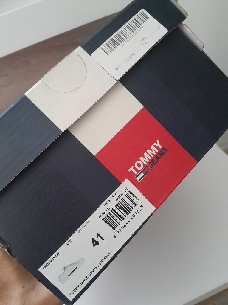 Tenesi barbati Tommy Jeans nr 41