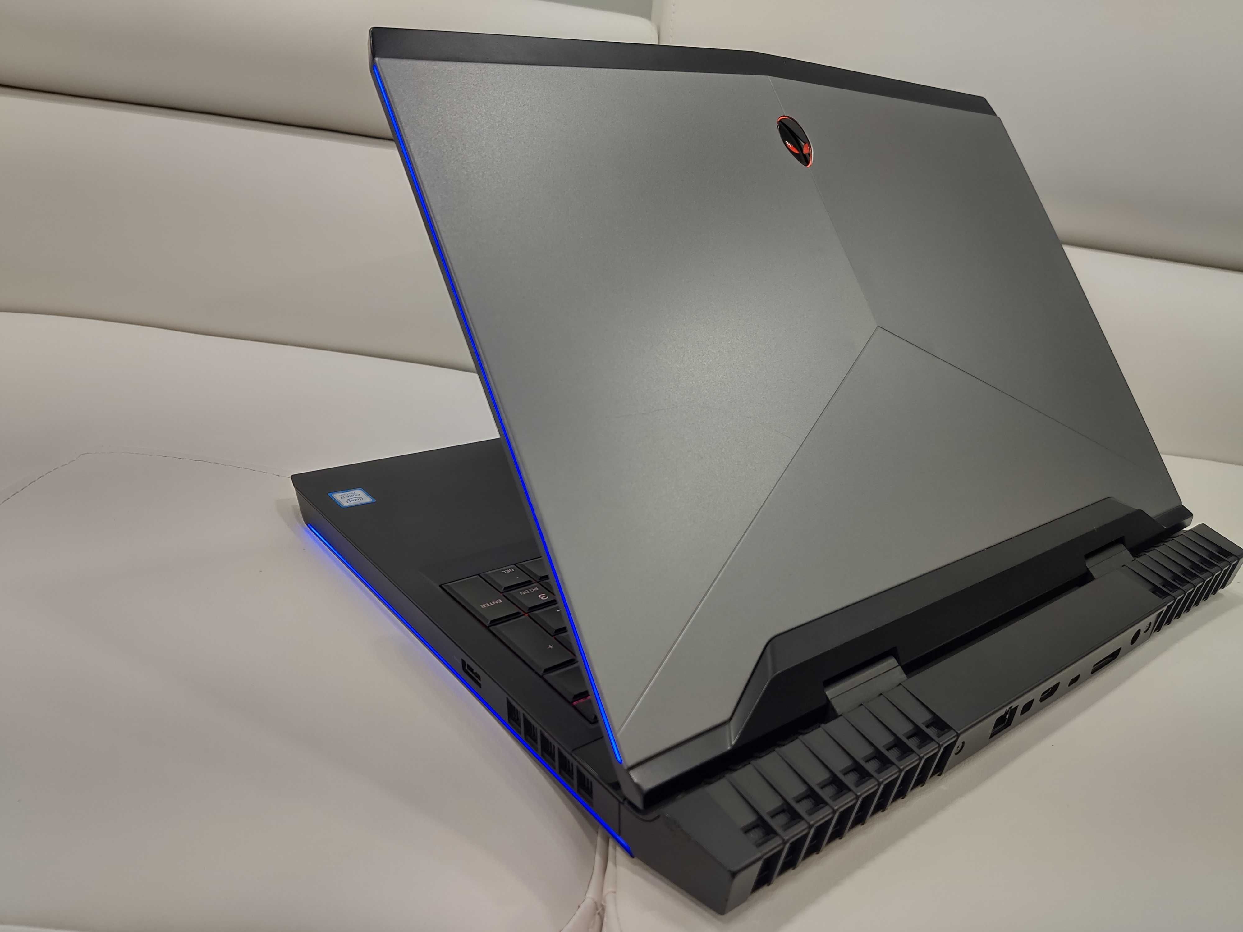 Laptop gaming Alienware ,intel core i7-7700HQ ,video 8 gb GTX 1070