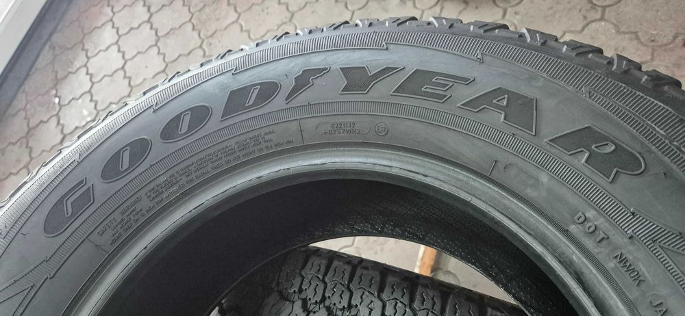 anvelope Goodyear 255/70/16 m&s iarna