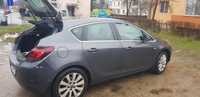 Vând Opel astra J 2010 Preț 1300€