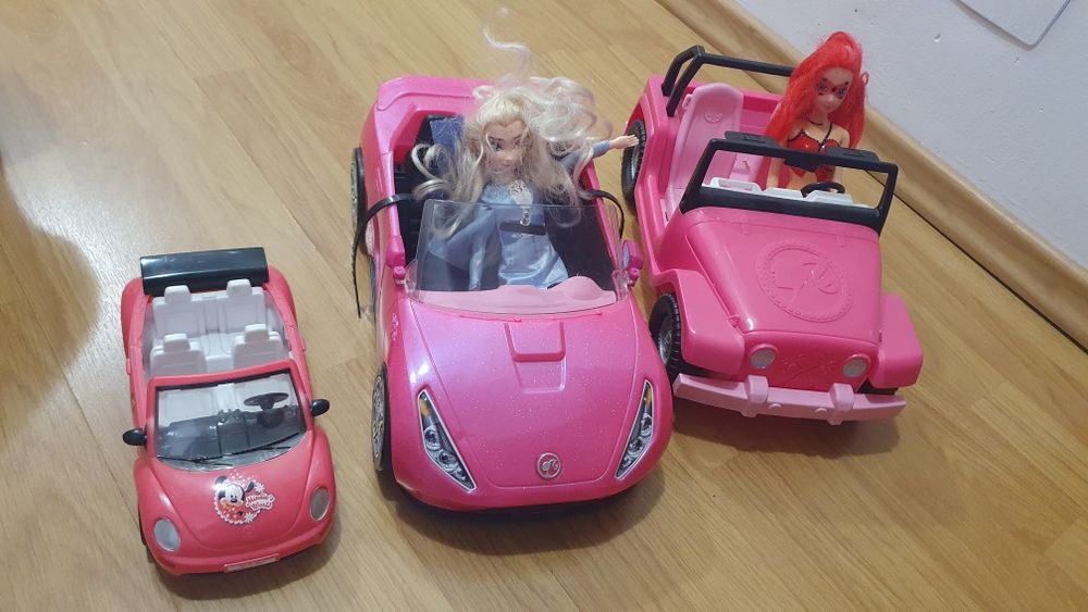 Masina/barca lui Barbie
