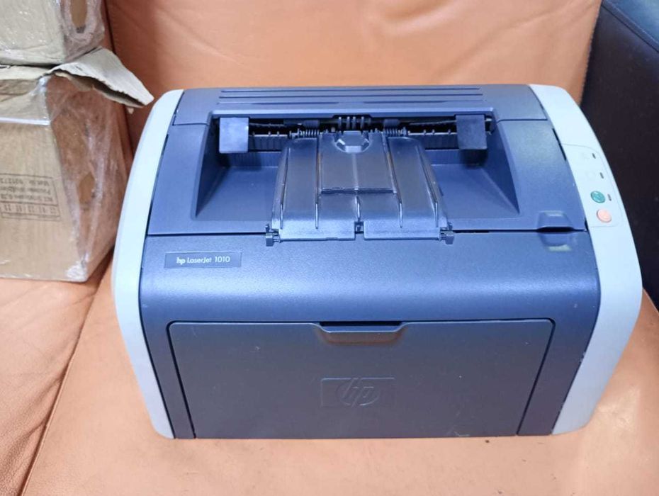 Принтер HP 1010. Один из самых надёжных и неприхотливых принтеров