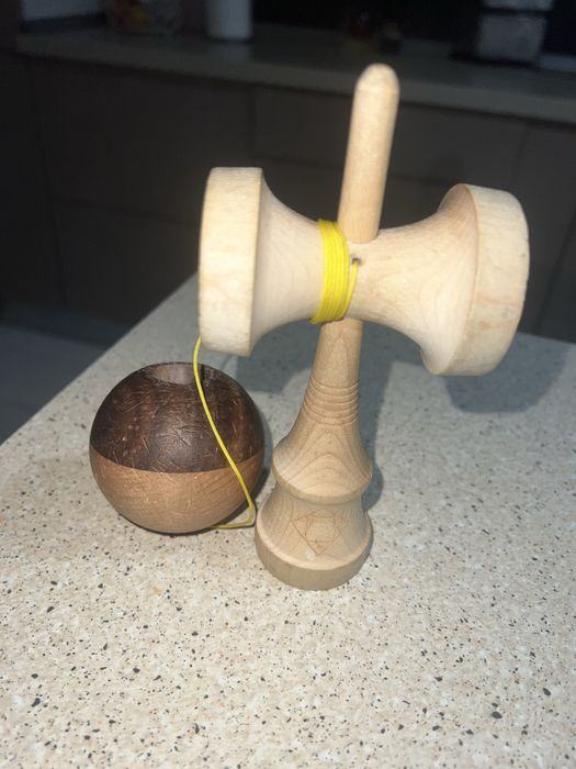 Kendama ken lotus tama Andrei Bogdan