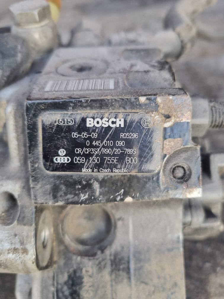 Pompa motorina BOSCH Audi A4 B7 3.0 tdi BKN 204cp Quattro