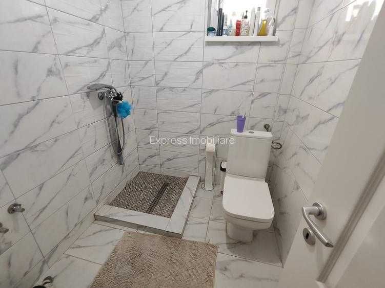 Vila P+1+M- Movilita, Techirghiol, jud. Constanta