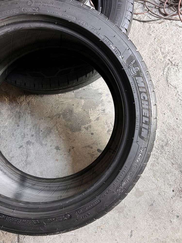 2 anvelope vara 245/40/18 , Michelin , DOT 2021 !