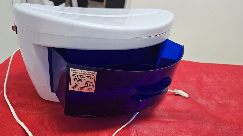 Ув стерилизатор.