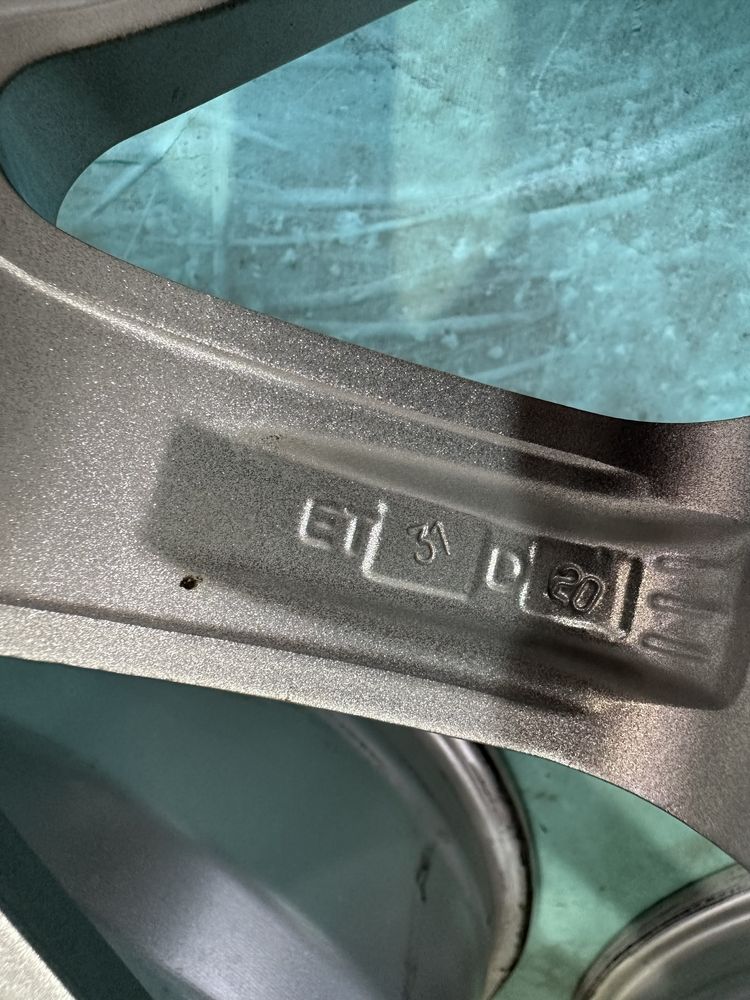16-ки 5х120 - BMW - f30/31-f20/21-e90/91-e87-e46 и други (VW-T5-T6)