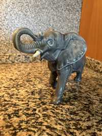 Керамична Фигура на слон