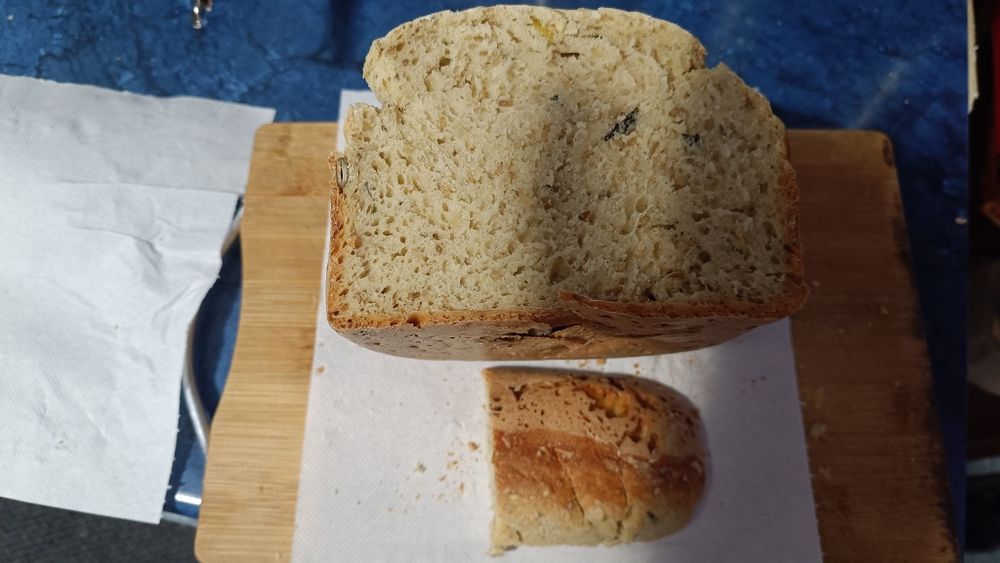 Mașina de pâine Domo B3550