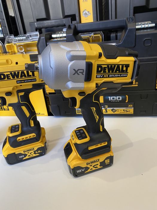 Гайковерт DeWALT 18V