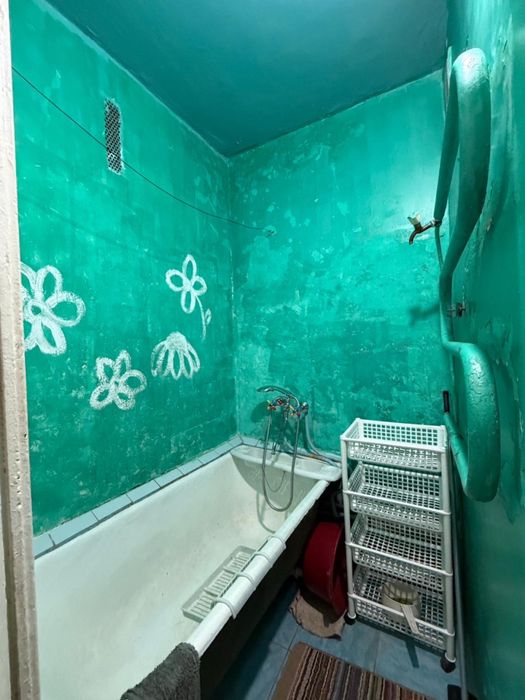 Продается 3-комн кв. р-н С.Тюленина.