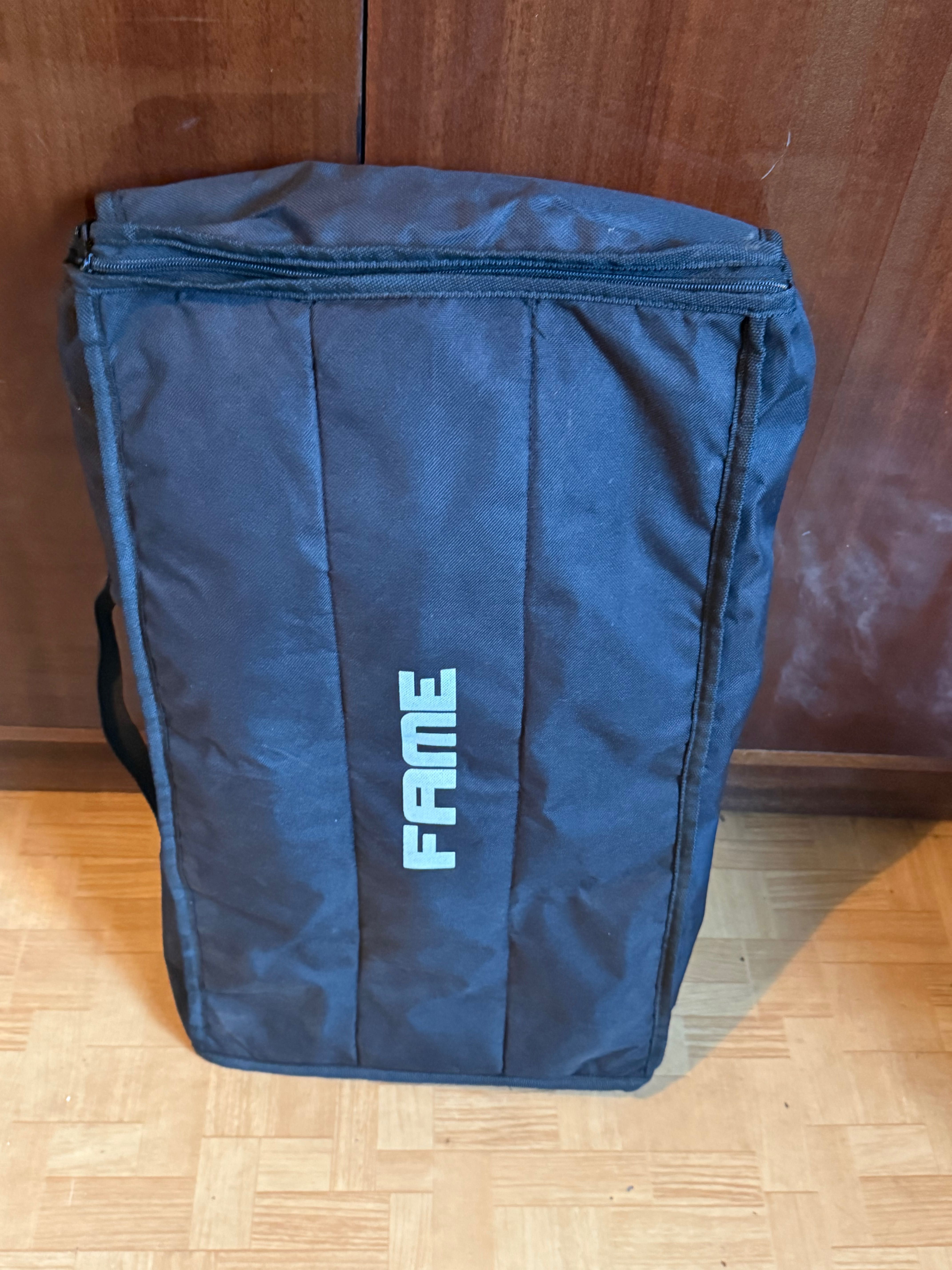 Озвучителна Система с 2 Тонколони общо към 300w марка FAME