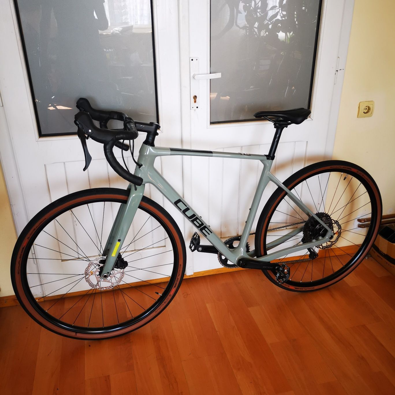 Bicicleta gravel carbon Cube Nuroad Pro noua GRX 2024