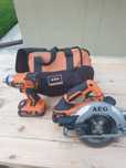 Vând fierăstrău circular si autofiletantă cu impact AEG 18V