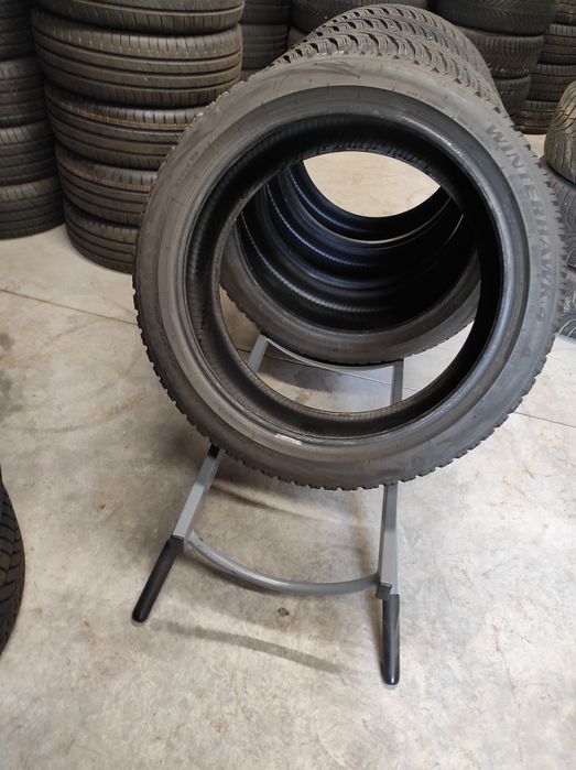 245/40/19 Firestone 4бр