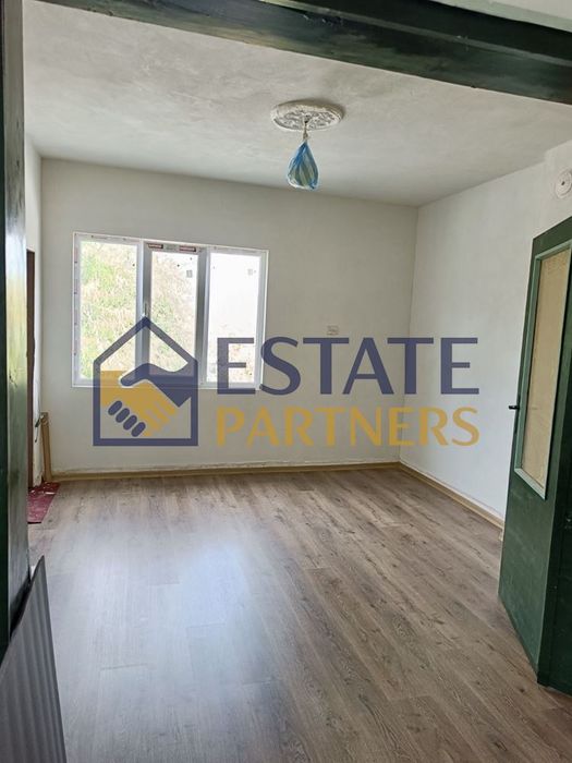 Къща в Пловдив, област-с.Първенец площ 151 цена 179500