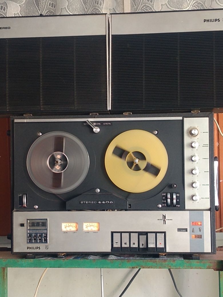 Magnetofon Philips și doza pickup Unitra -MF 104