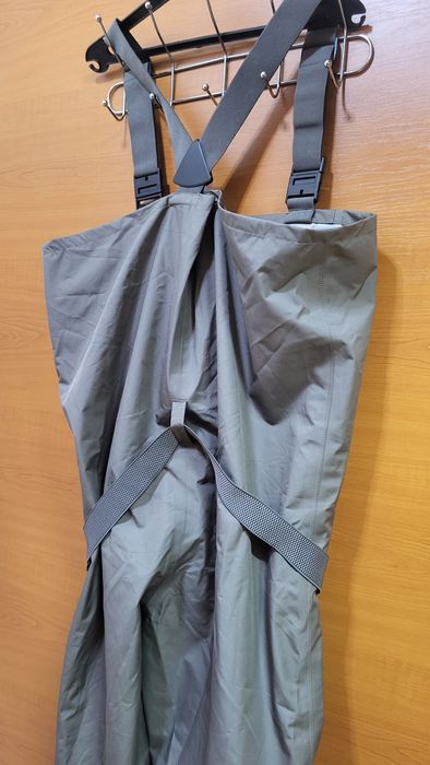 Pantalon,pieptar pentru pescuit Keeper  nou marime L