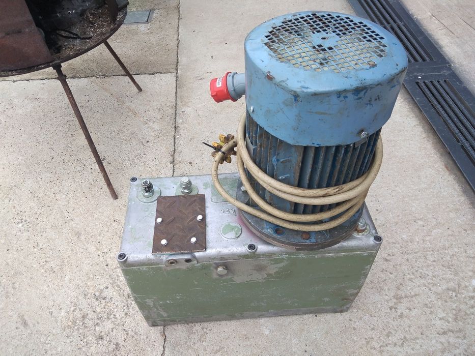 Vand centralina hidraulica cu motor 380 v