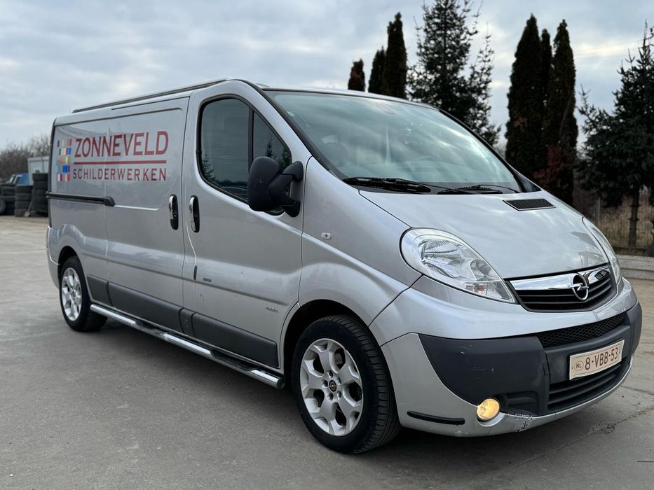 Renault Trafic / 2.5 Diesel / 2009 / FĂRĂ MOTOR / Preț 1900 Euro Neg