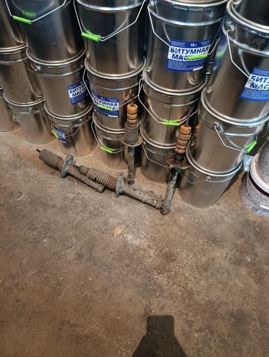 Стойки пассат б3,б4