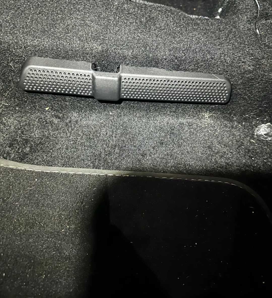 Капак въздуховод за климатика парното за VW Volkswagen Touran/Tiguan