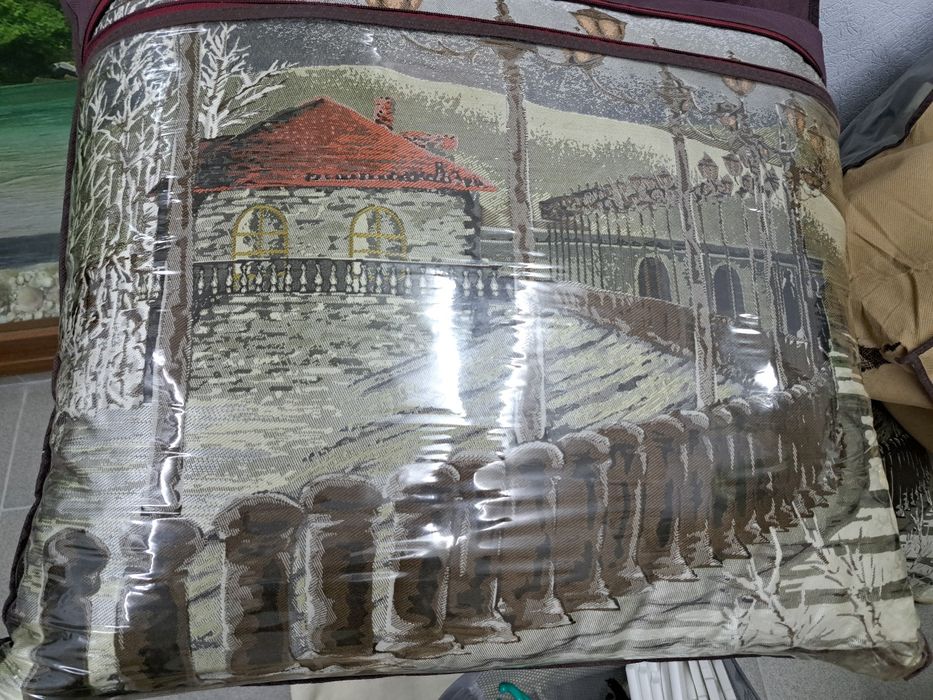 Подушки, текстиль Новые по 2500 тенге