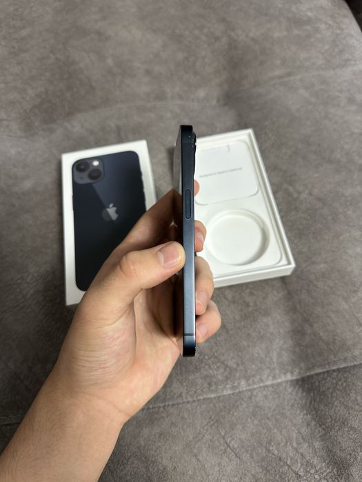 iPhone 13 128гб АКБ 84% в отличном состоянии