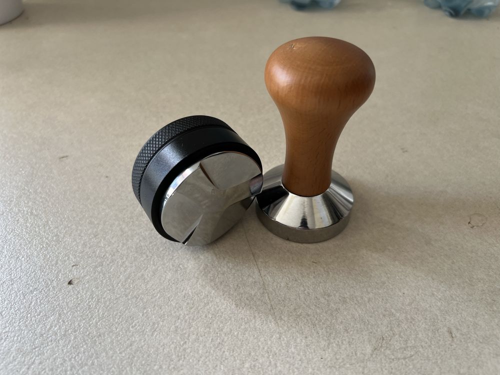 Tamper espresso + nivelator 51mm