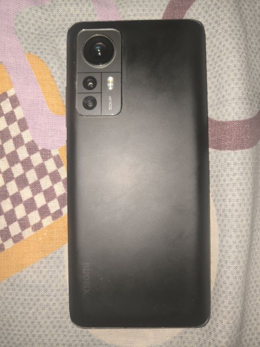 Xiaomi 12. 12/256